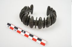 Foto von Bronzebuckelarmreif (NHMW-PRAE-025619)